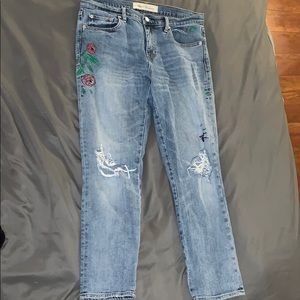 Embroidered Boyfriend Jeans